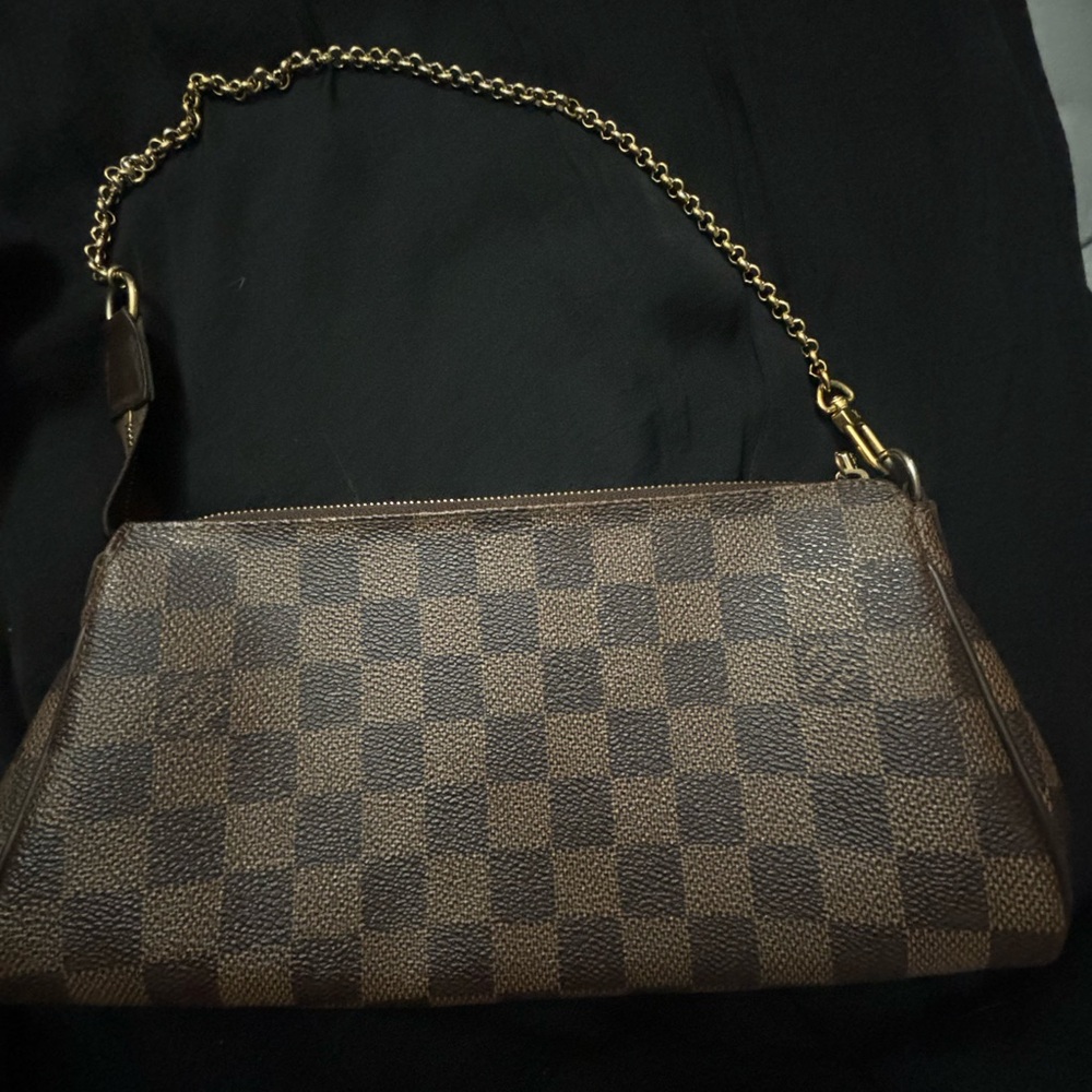 LV bag - Picture 2 of 6